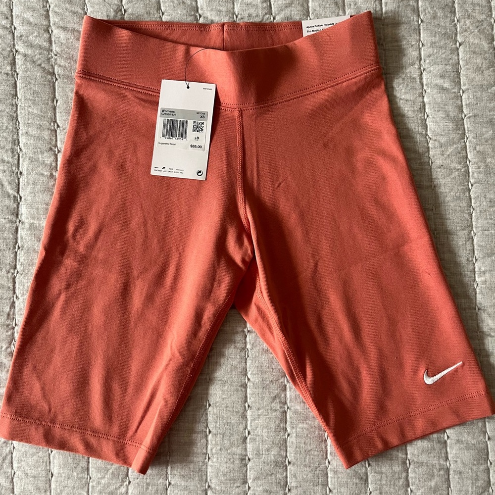 NWT, Nike Mid Rise Biker Shorts 10”